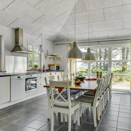 Svanborg - 3-7km From The Sea By Interhome 度假居