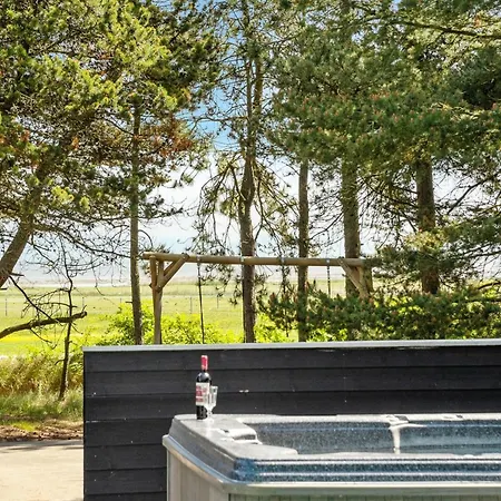 度假居 Svanborg - 3-7km From The Sea By Interhome *
