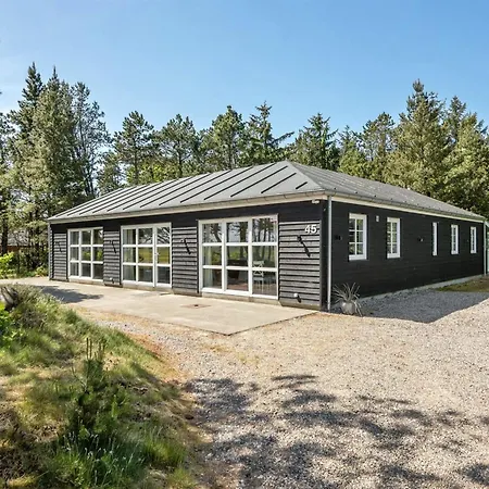 Svanborg - 3-7km From The Sea By Interhome Feriehus